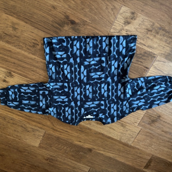 Chico's Size 2 Navy Blue Half Moon Pattern Cotton Casual Top Women's Size L - Picture 5 of 11